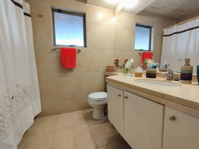 Casa con amplio terreno