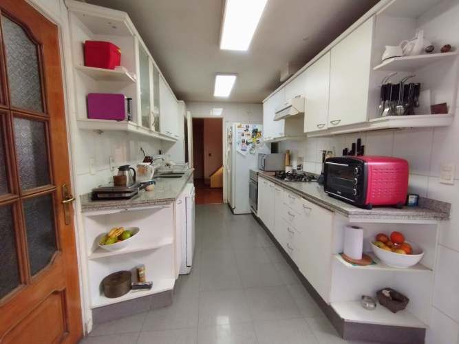 Casa con amplio terreno