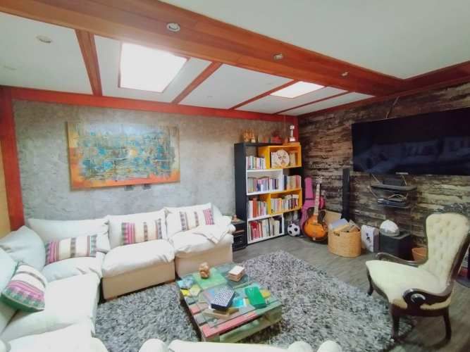 Casa con amplio terreno