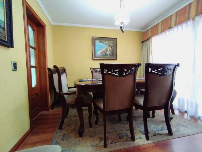 Casa con amplio terreno