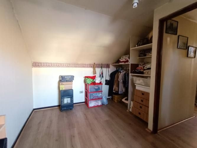 Casa ampliada en barrio tranquilo