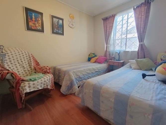 Casa ampliada en barrio tranquilo