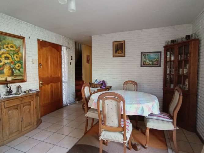 Casa ampliada en barrio tranquilo