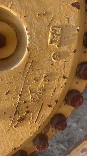 Caterpillar D6T disponible mando final completo