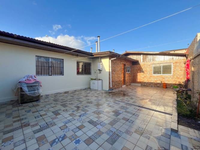 Casa en Venta a Pasos de Gabriel González Videla, La Serena.