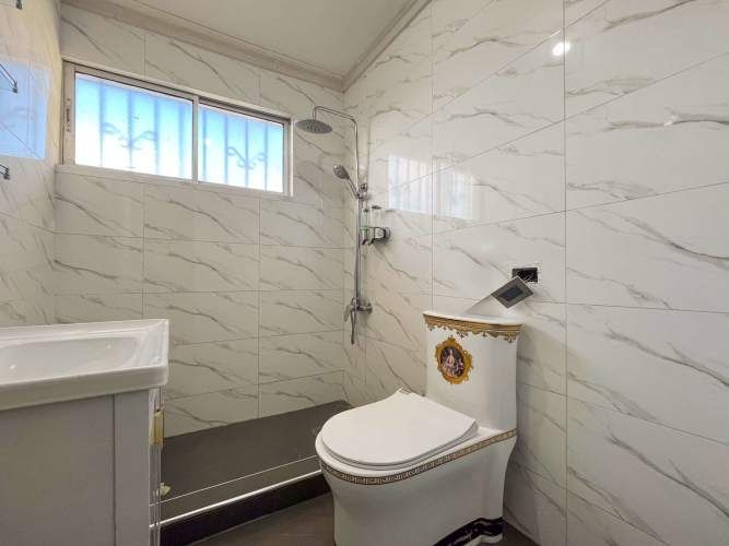 Casa en Venta a Pasos de Gabriel González Videla, La Serena.