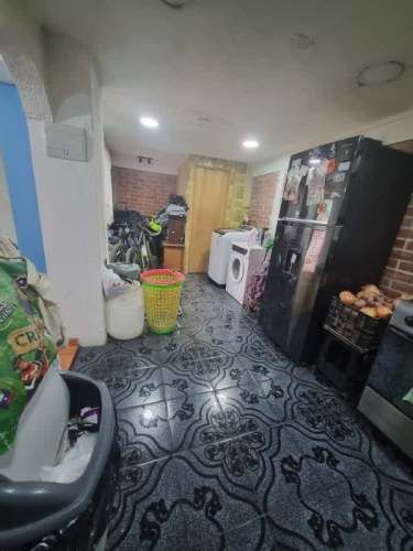 Casa solida de 2 pisos, 2 dormitorios, Peñaflor