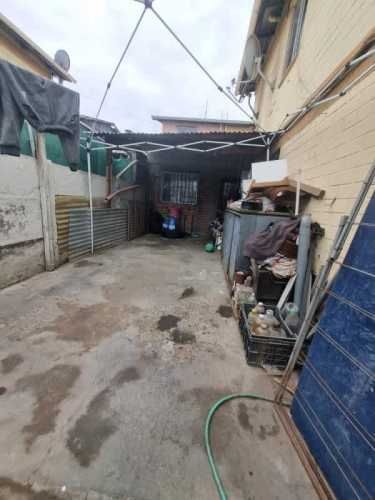 Casa solida de 2 pisos, 2 dormitorios, Peñaflor