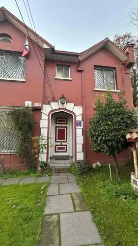 ESPECTACULAR CASA EN EL CORAZÓN DE ÑUÑOA (108480)