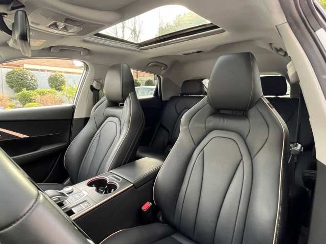 Omoda C5 Luxury 1.5T Luxury CVT (2025)