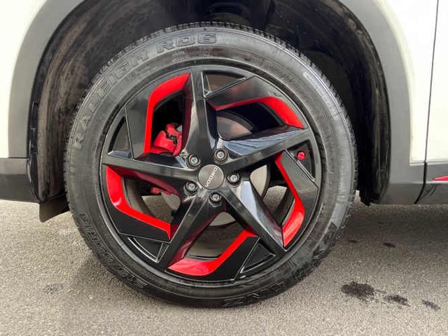 Omoda C5 Luxury 1.5T Luxury CVT (2025)