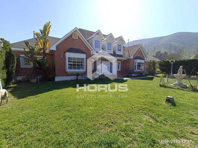 CASA ¡OPORTUNIDAD! Cond. Cerro Grande.