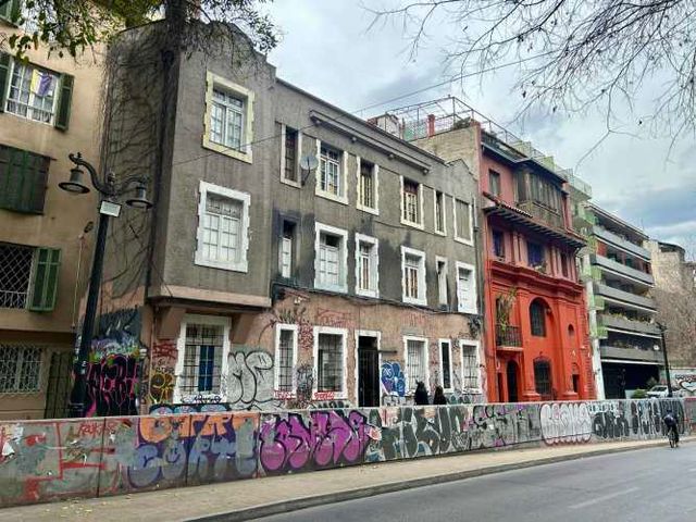 VENTA EDIFICIO CERRO SANTA LUCÍA Y BARRIO LASTARRIA