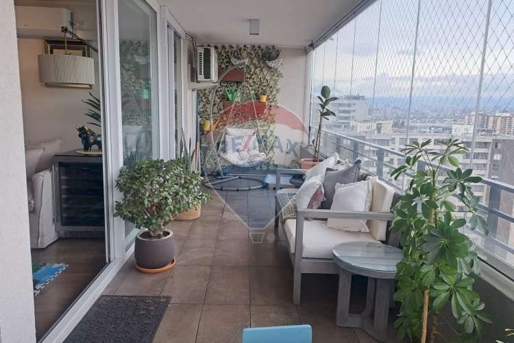 Lujoso departamento en altura con vista soñada