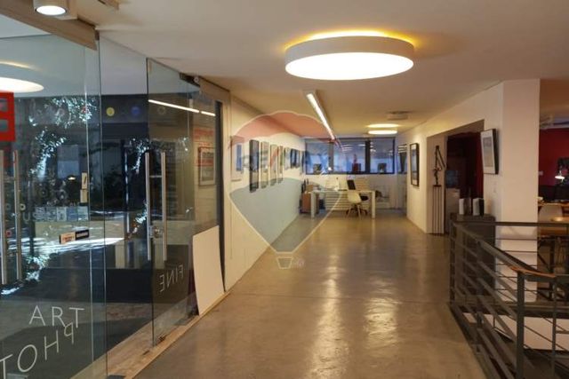 Venta local comercial en lastarria