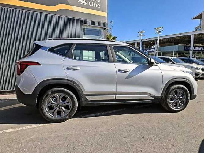 KIA SELTOS 2025