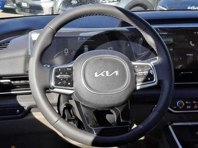 KIA CARNIVAL 2025