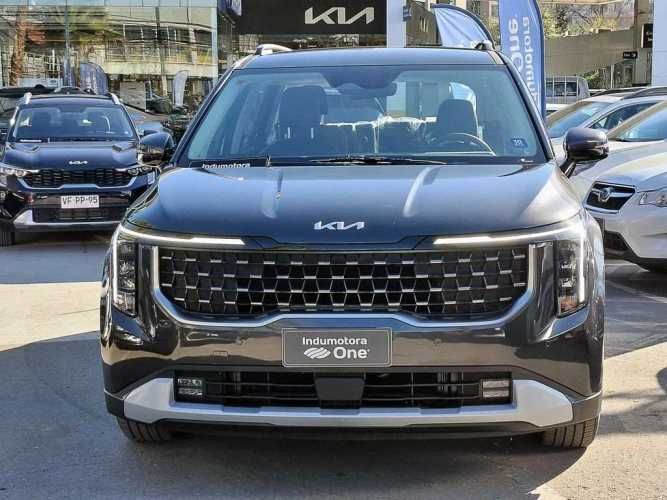 KIA CARNIVAL 2025
