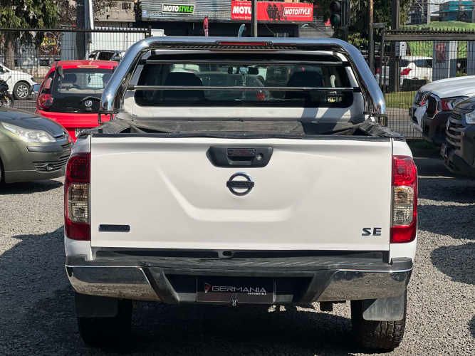 NISSAN NP300 2018 4X2 BLANCA