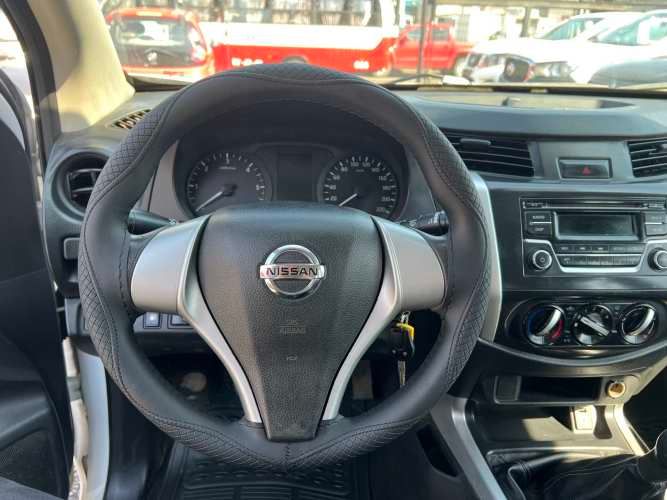 NISSAN NP300 2018 4X2 BLANCA