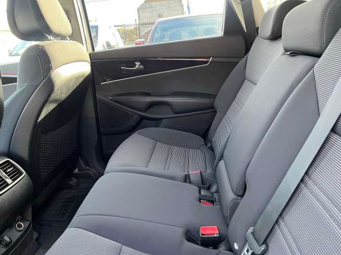KIA SORENTO 2018 4X2 MT