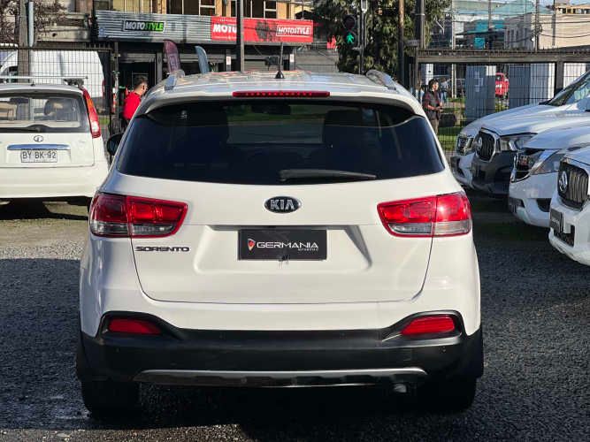 KIA SORENTO 2018 4X2 MT