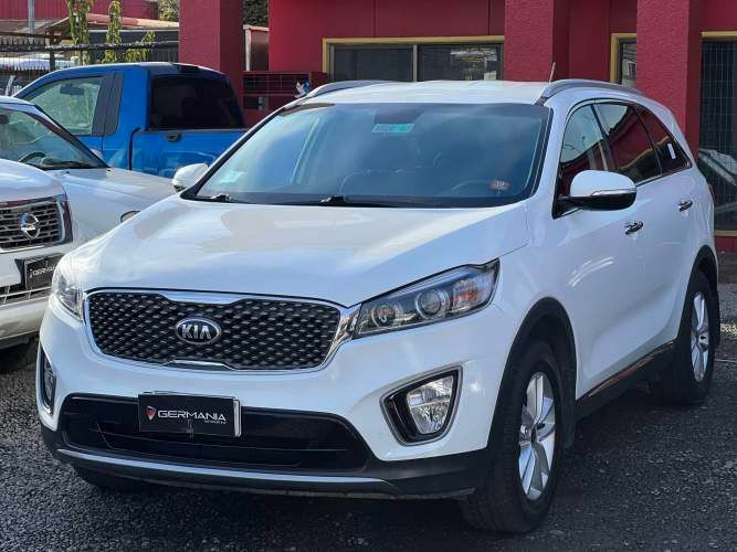 KIA SORENTO 2018 4X2 MT