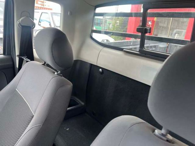 VOLKSWAGEN SAVEIRO GRIS AÑO 2018