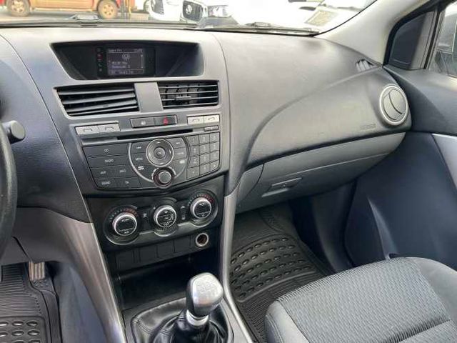 MAZDA BT50 AÑO 2019 4X4 GRIS PLATA MT