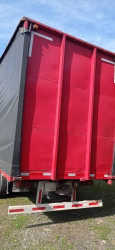 CAMIÓN SCANIA CORTINAS.