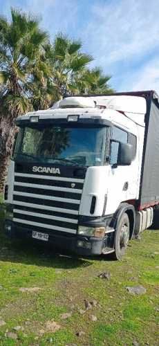CAMIÓN SCANIA CORTINAS.