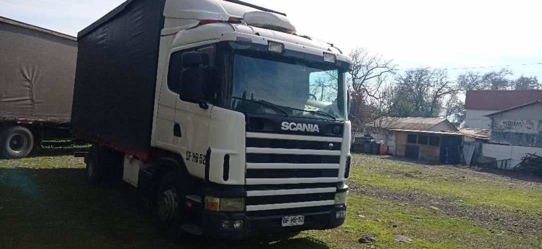 CAMIÓN SCANIA CORTINAS.
