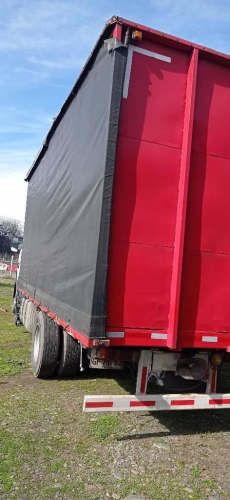 CAMIÓN SCANIA CORTINAS.