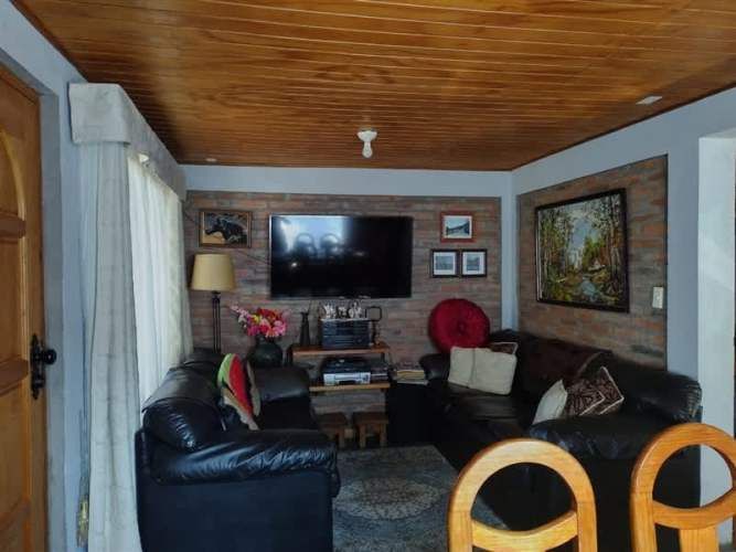 CASA PSJE EL QUILLAY 100