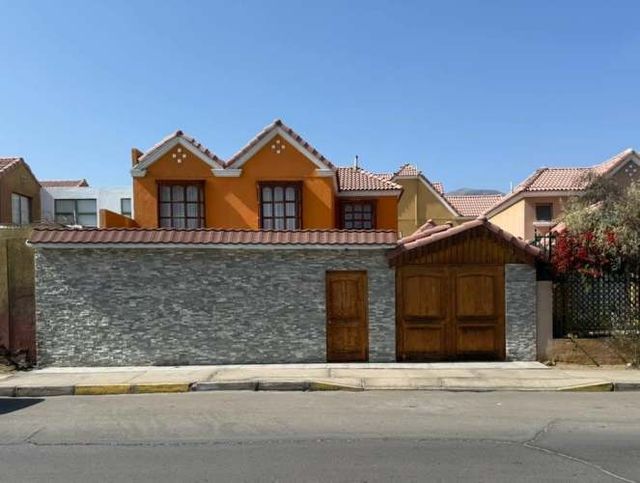 CASA Condominio Kutulas