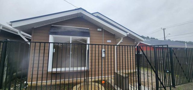 CASA NUEVA EN BRISAS DE CHIQUIHUE (111215)