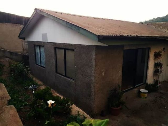 CASA SOLIDA UN PISO INDEPENDIENTE VILLA HERMOSA