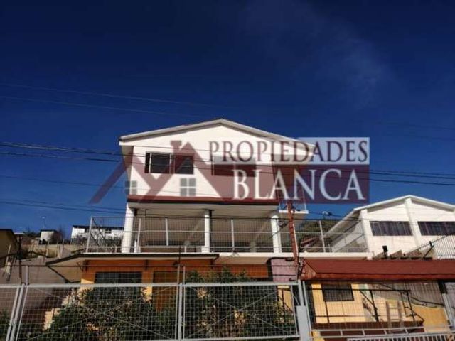 COLEGIO PARADERO TREINTA QUILPUÉ