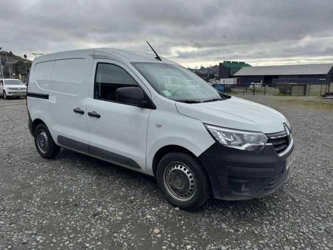 RENAULT EXPRESS 2022