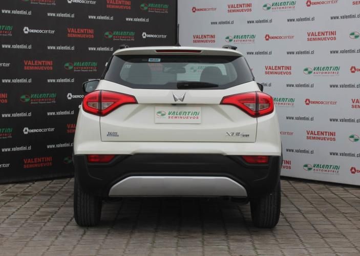 MAHINDRA XUV 300 LUXURY 1.2 MT