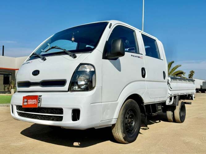 2012 Camioneta Kia Frontier 2.5 Doble cabina con pickup