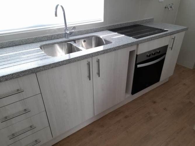 VENTA CASA PRÁCTICAMENTE NUEVA 3D 3B