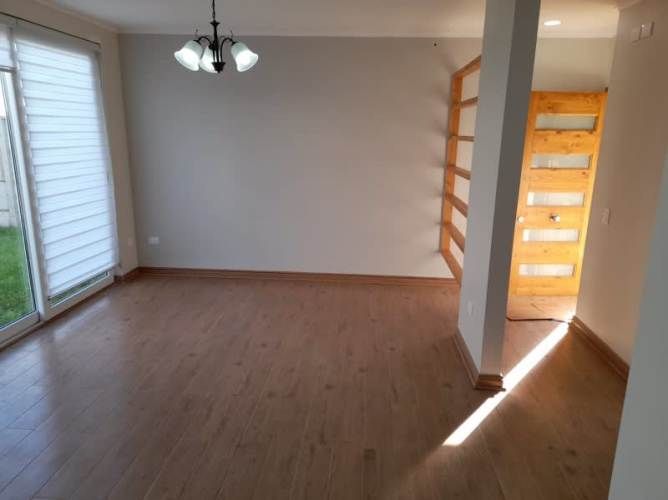 VENTA CASA PRÁCTICAMENTE NUEVA 3D 3B