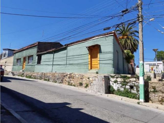  OPORTUNIDAD DE INVERSIÓN EN CERRO BARÓN – VALPARAÍSO