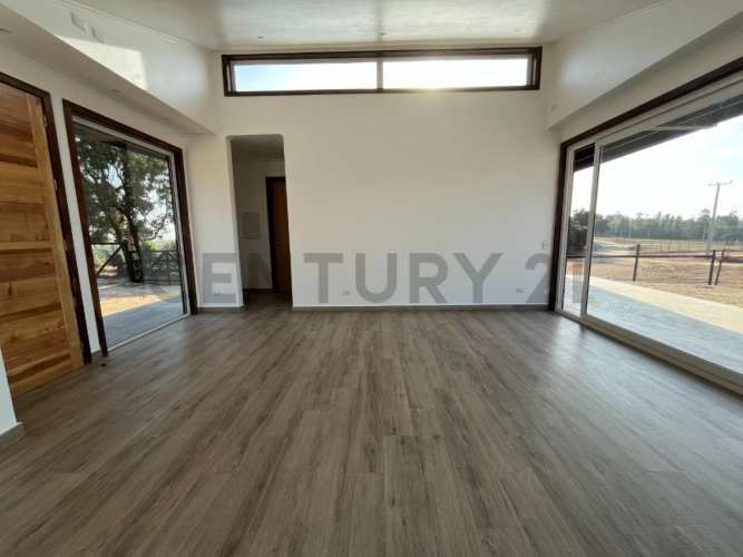 Venta luminosa casa en plena naturaleza Santa Adela