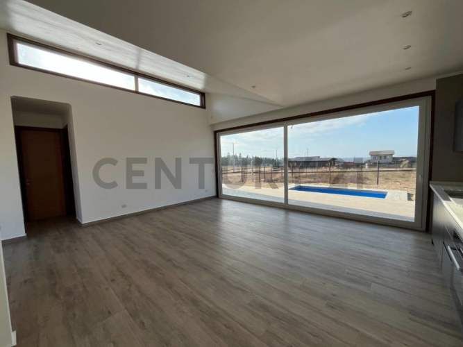 Venta luminosa casa en plena naturaleza Santa Adela