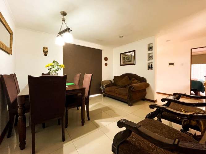 Casa en Venta a Pasos de Avenida Juan Cisternas, La Serena.