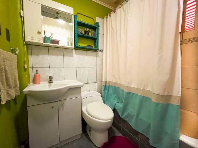 Casa en Venta a Pasos de Avenida Juan Cisternas, La Serena.