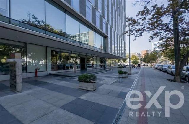 LOCAL COMERCIAL Metro Manuel Montt