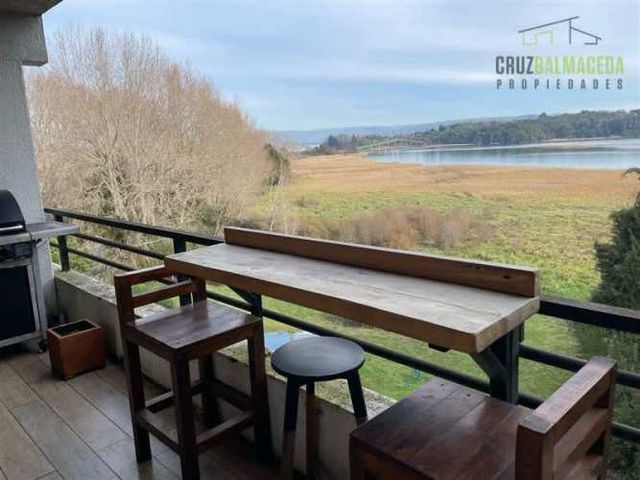 DEPARTAMENTO Preciosa vista, departamento como nuevo, Isla Teja